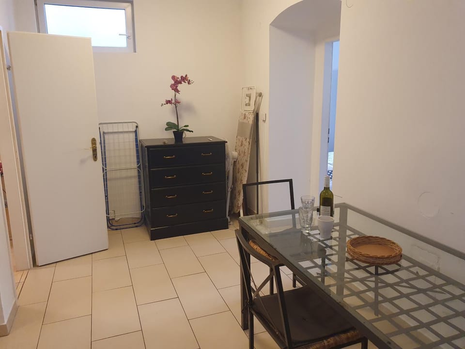 Spacious Apartment near the center Apartment in Vienna