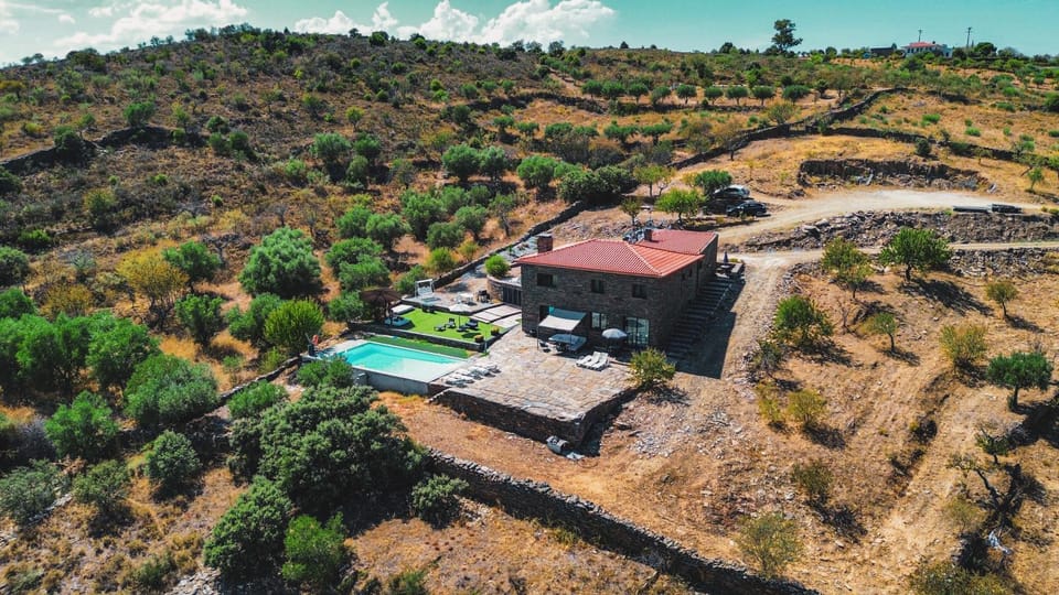 Property building, Off site, Garden