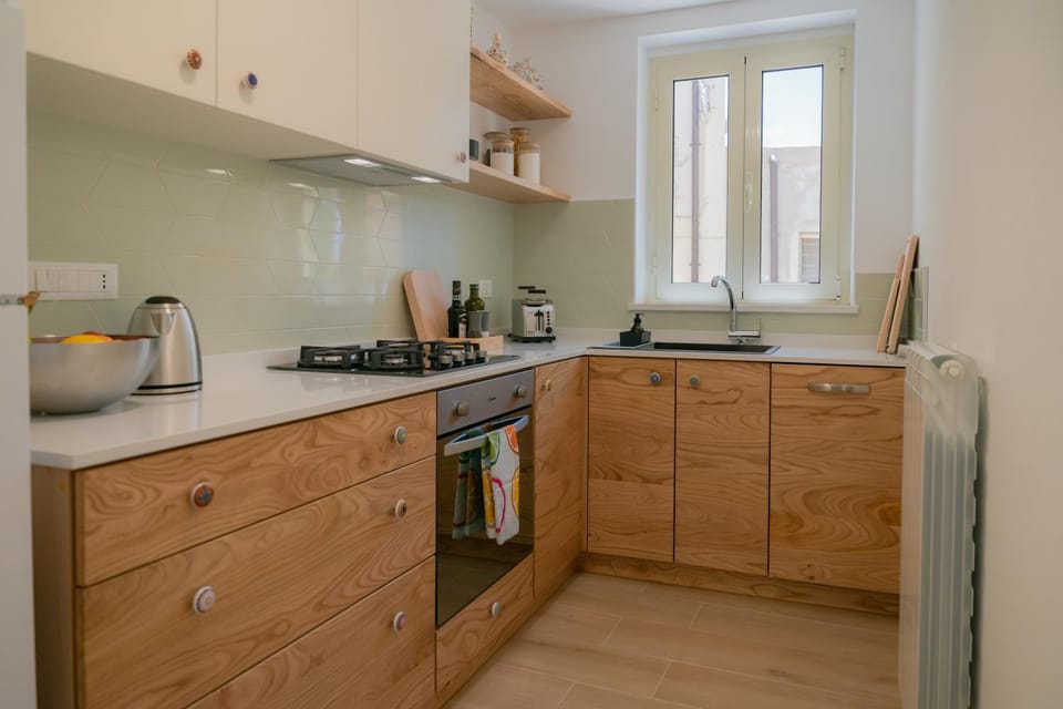 Coffee/tea facilities, Kitchen or kitchenette, dishwasher, pet friendly, stove, toaster