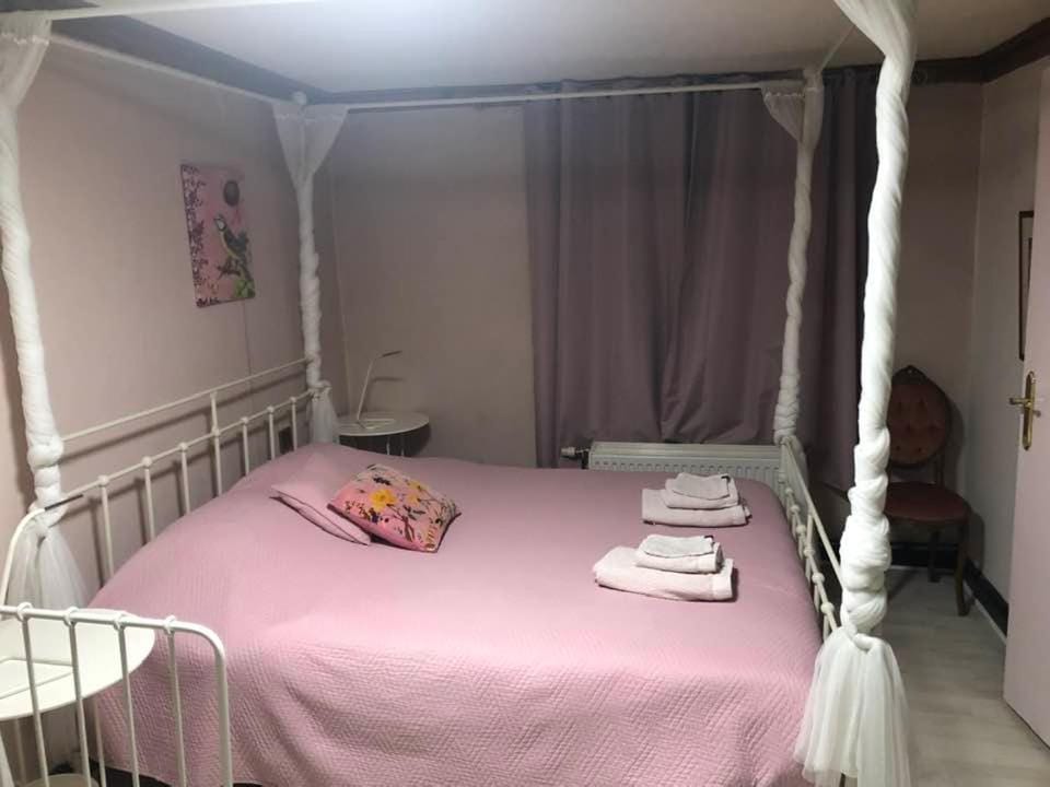 Les Lumerettes - Dohan Bed and Breakfast in Belgium