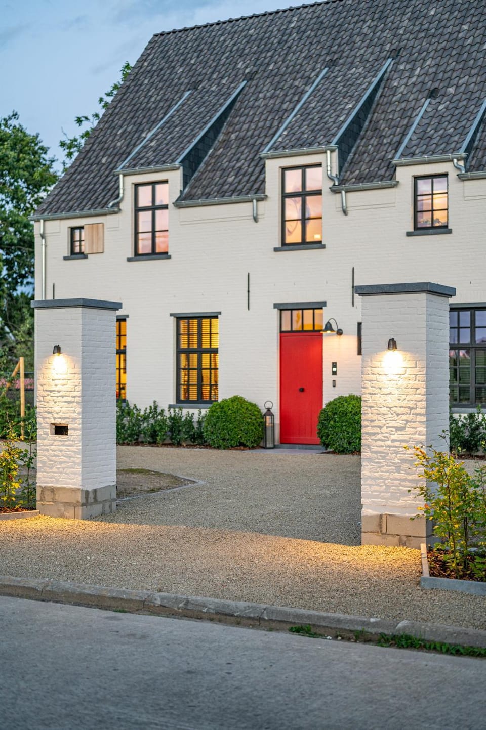 Property building, Day, Street view