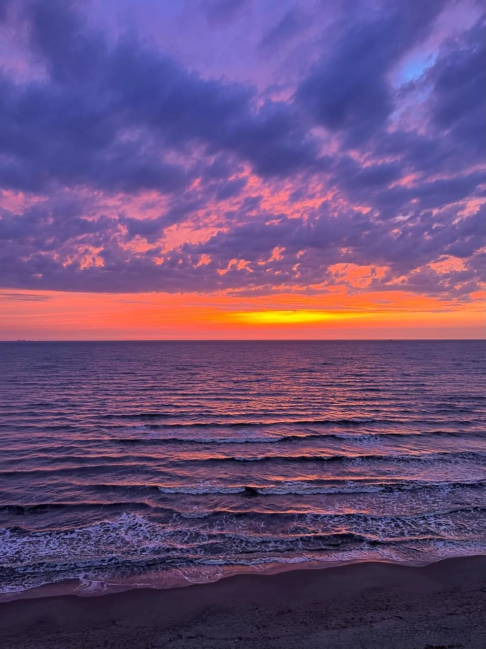 Nearby landmark, Natural landscape, Beach, Sea view, Sunrise