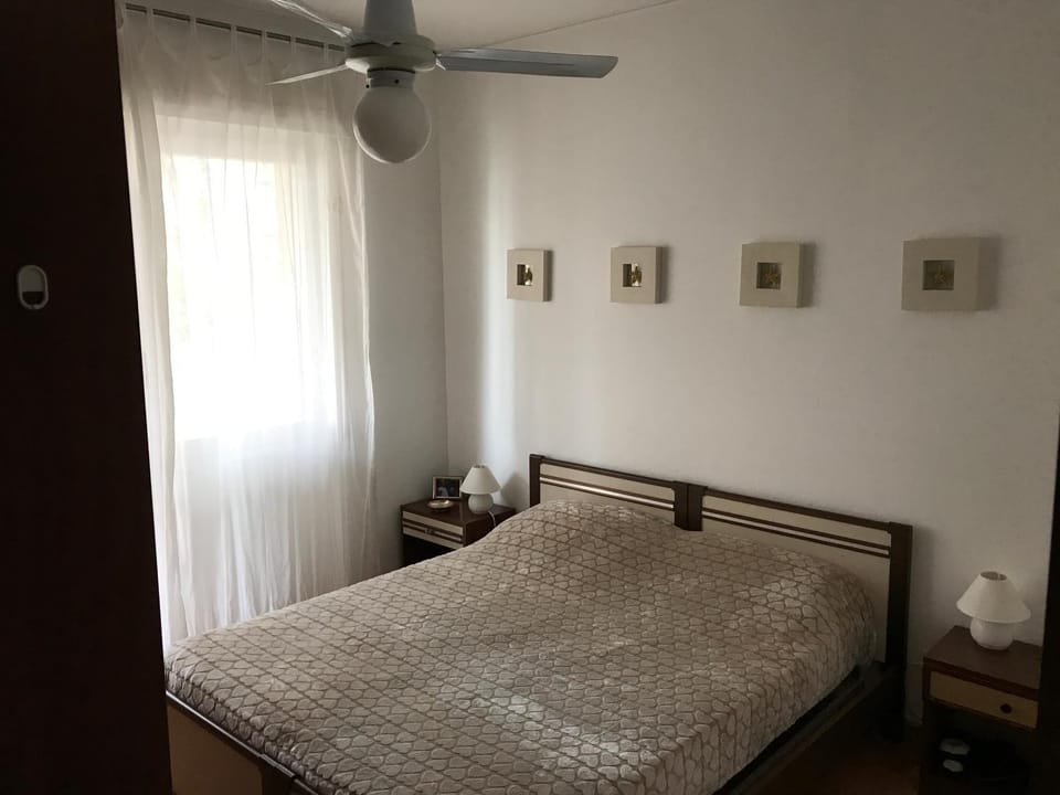 Trilocale Corso Inglesi vicino alle spiagge. Apartment in Sanremo