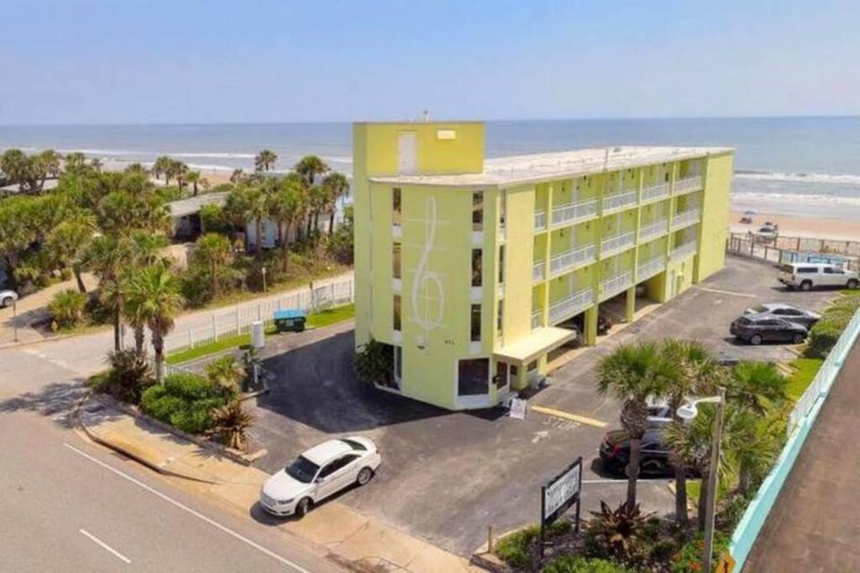Sea Glass - Ocean View at Symphony Beach Club House in Ormond Beach