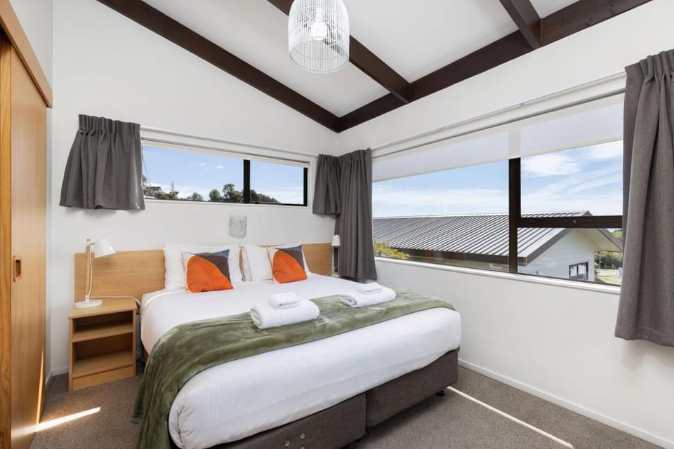 Two Bedroom Apartment Sea View House in Tasman District, Tasman, New Zealand