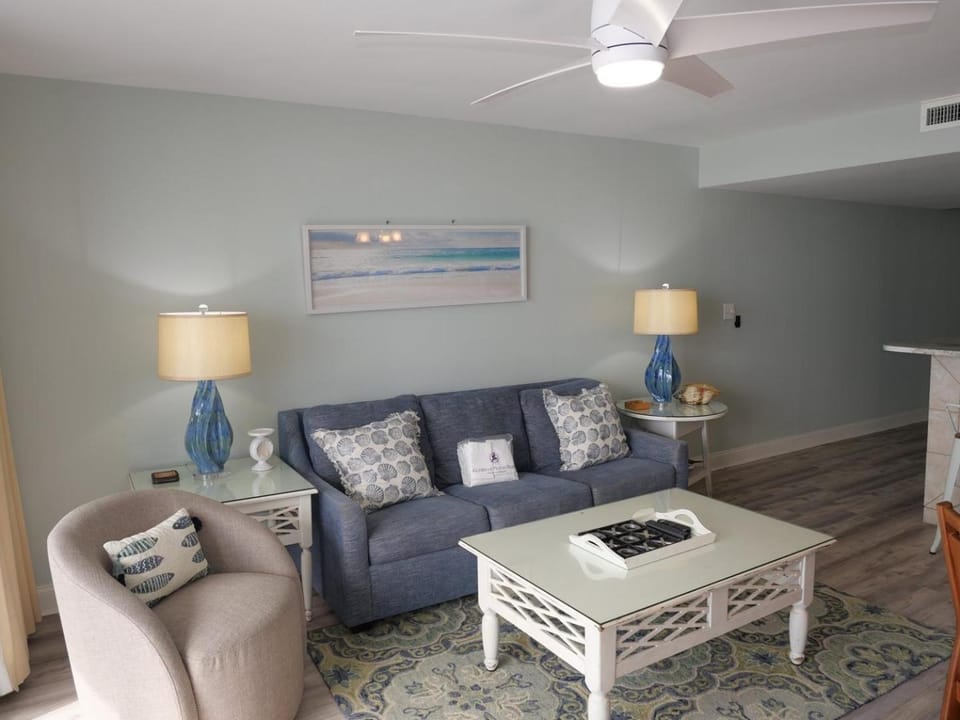 Pelican Beach 0202 by Pelican Beach Management Apartment in Destin