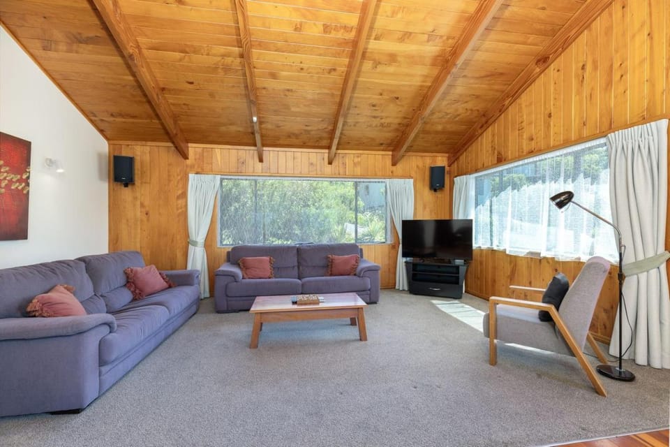 Sun Sea 3 Bedroom Holiday Home House in Tasman District, Tasman, New Zealand
