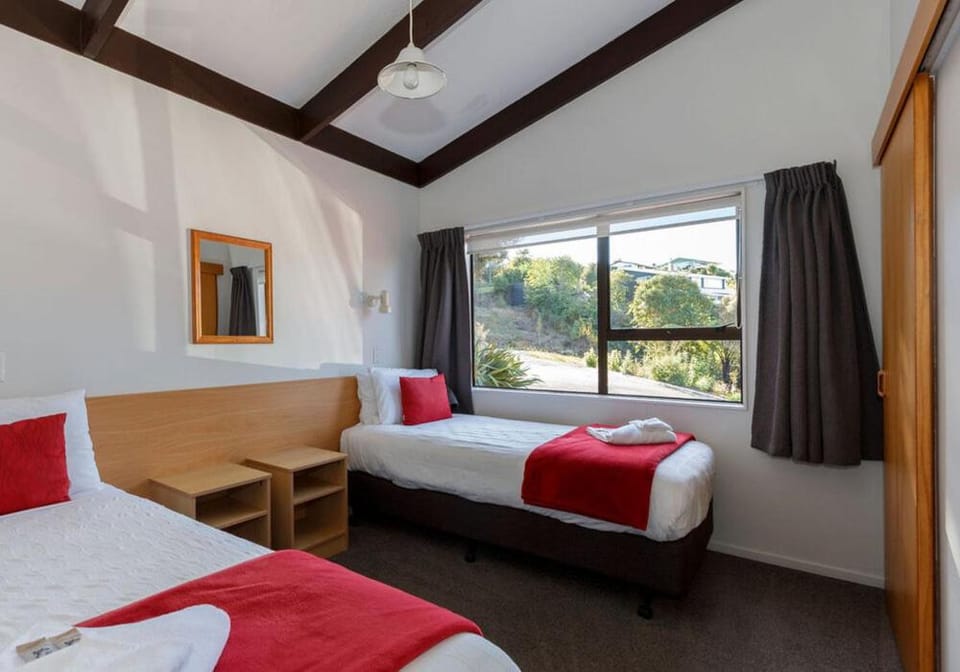 Two Bedroom Apartment Sea View House in Tasman District, Tasman, New Zealand