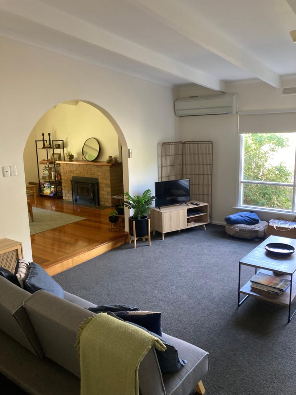 Living room, air conditioner