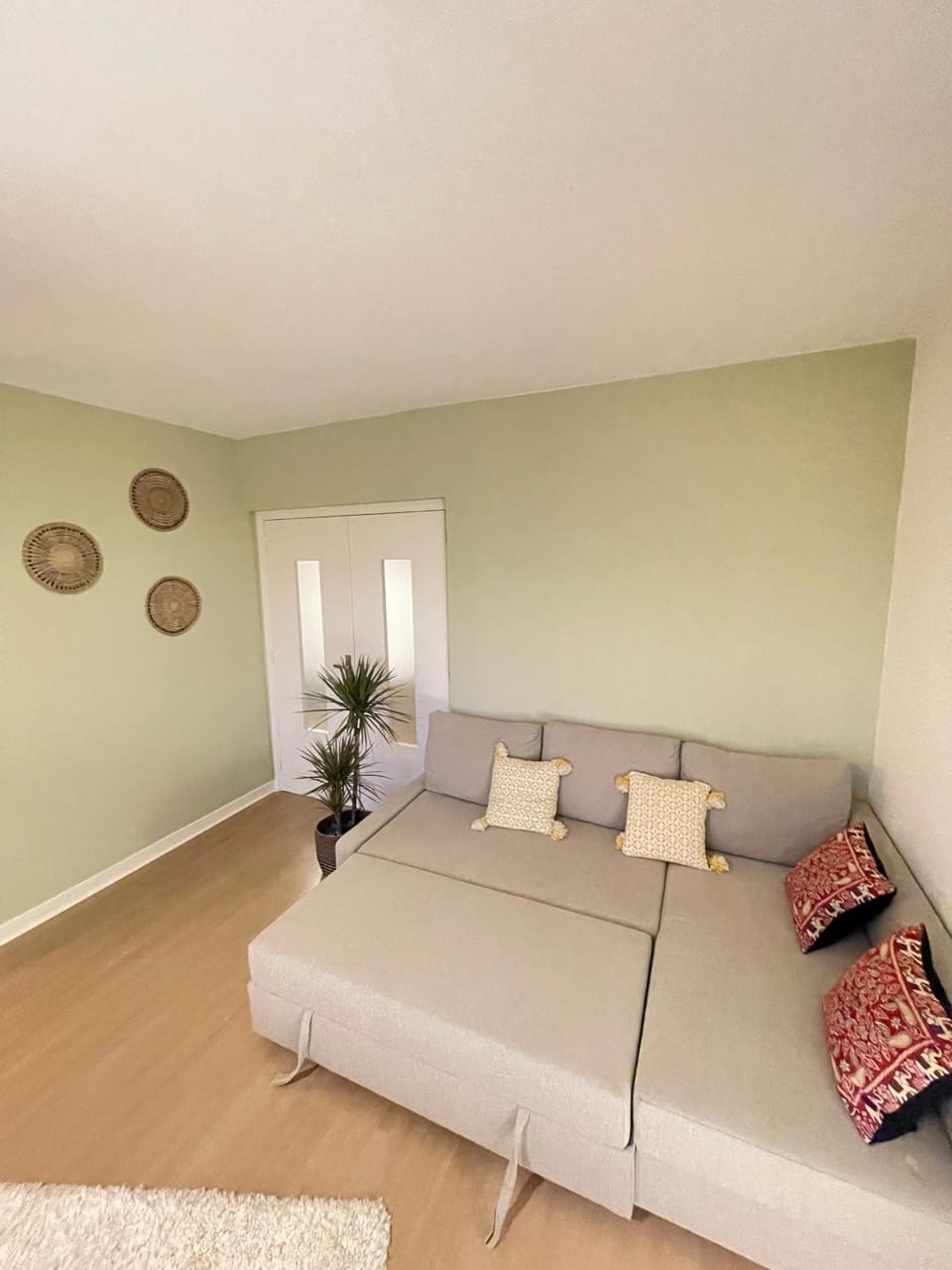 Bed, Living room, Seating area