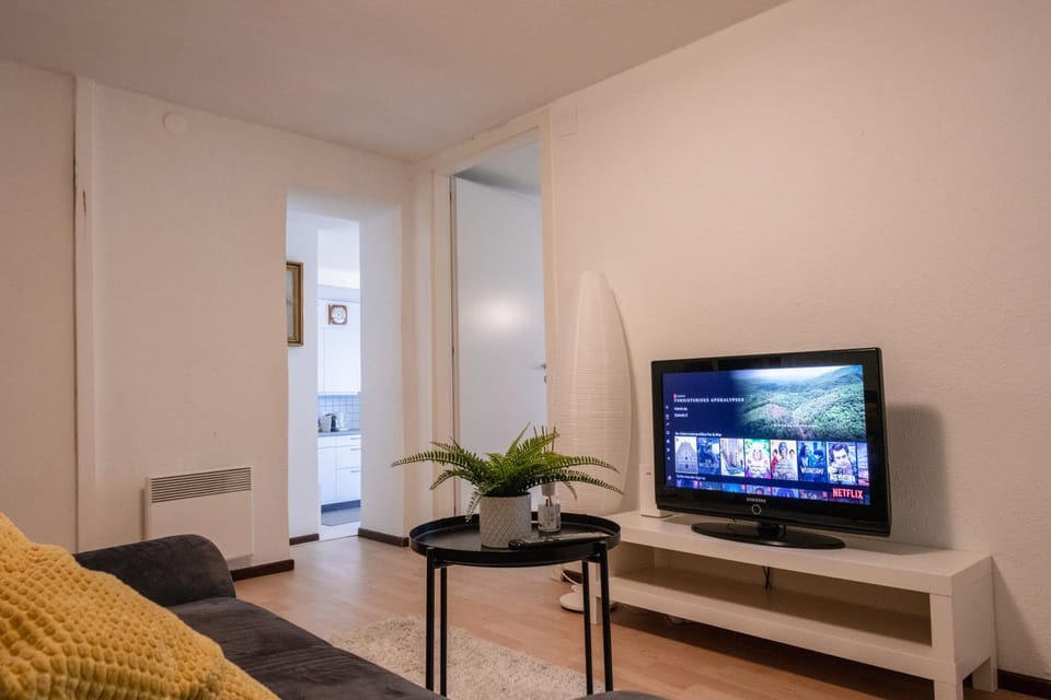 [Lake 5* Gandria] - Antico Approdo Apartment in Lugano