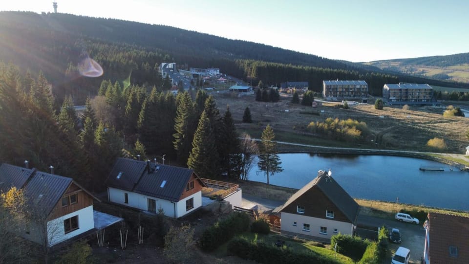 Property building, Neighbourhood, Natural landscape, Lake view, Mountain view