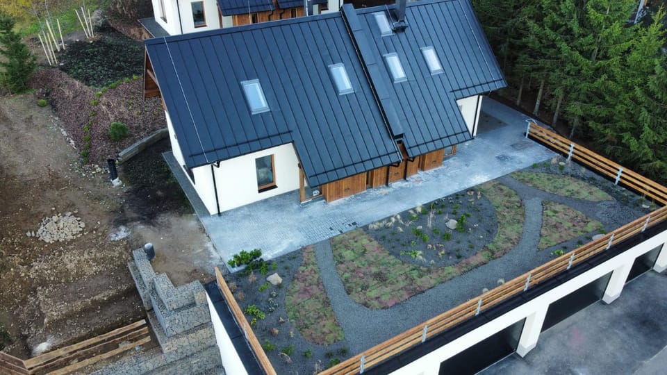 Property building, Garden