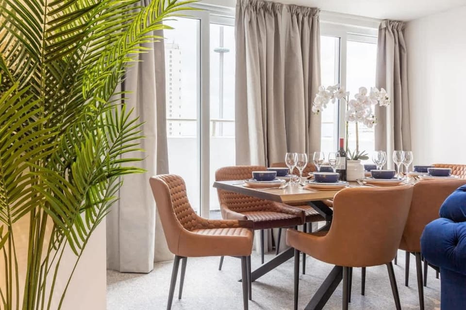 Regent Grand Penthouse Apartment in Brighton