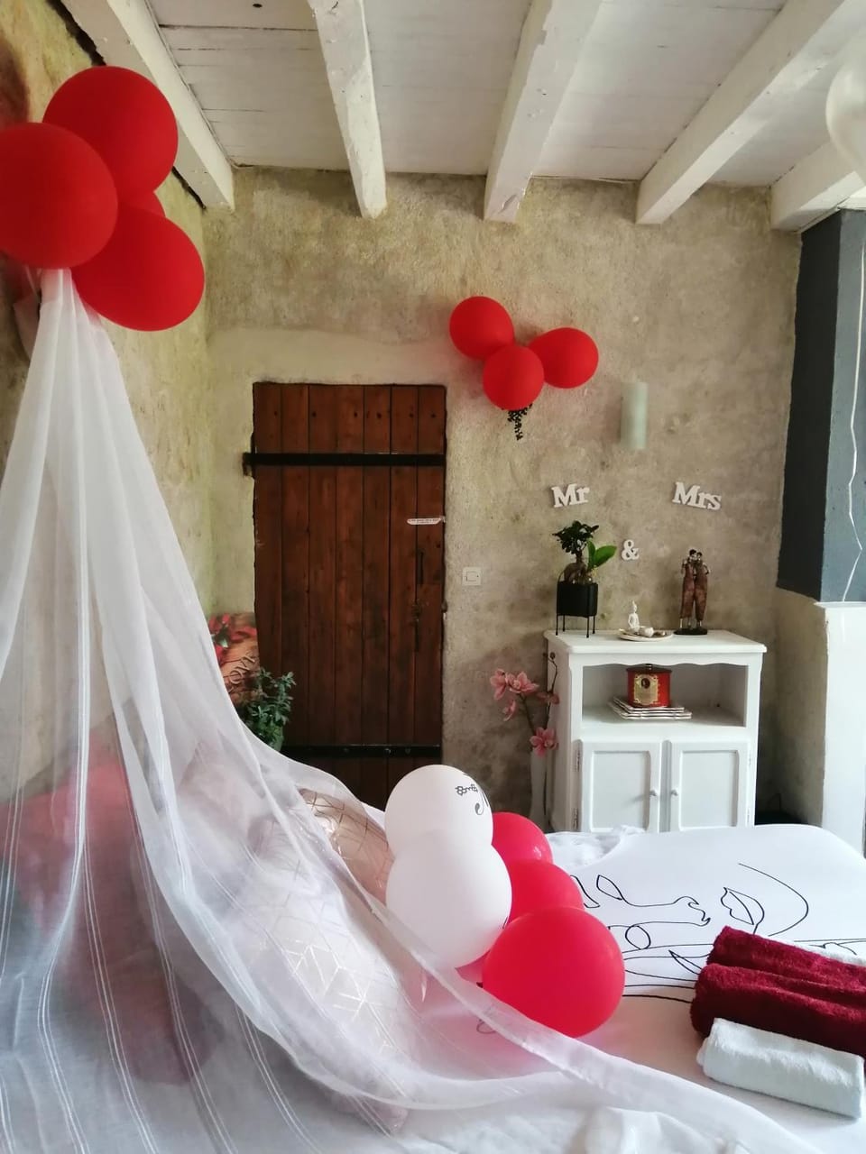 Bedroom, Internal: Not applicable to any particular room