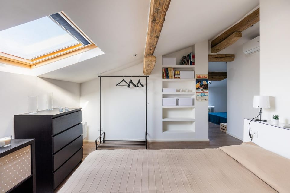 Italy prestigious historical attic in Bologna Apartment in Bologna