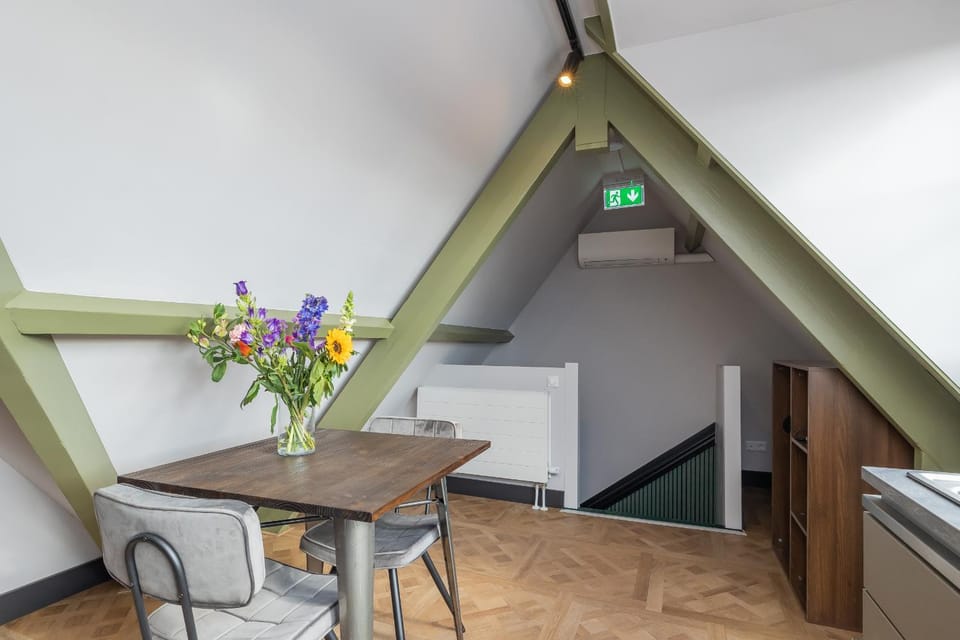 Dining area, hair dresser