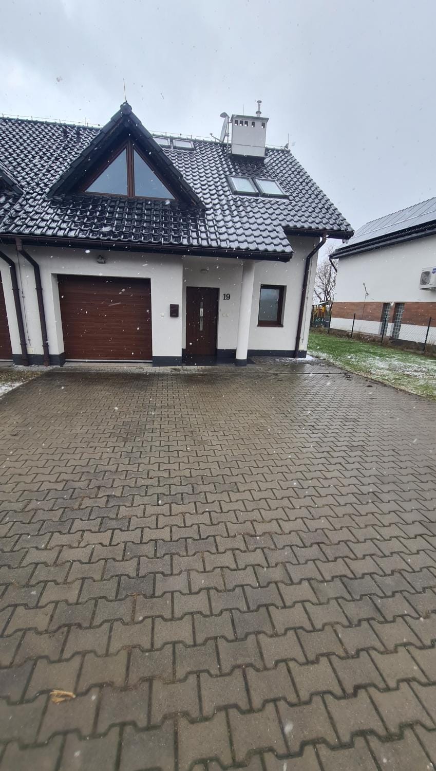 Dom pod Wroclawiem19 Apartment in Lower Silesian Voivodeship