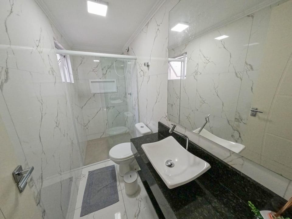 Apto a poucos metros do mar Apartment in State of Paraná