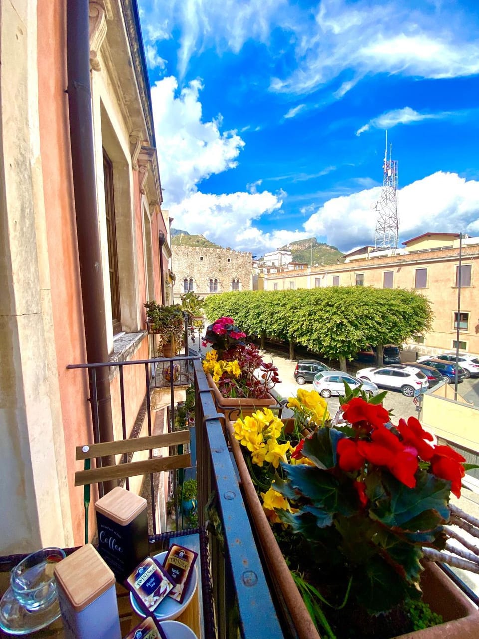Spring, Balcony/Terrace