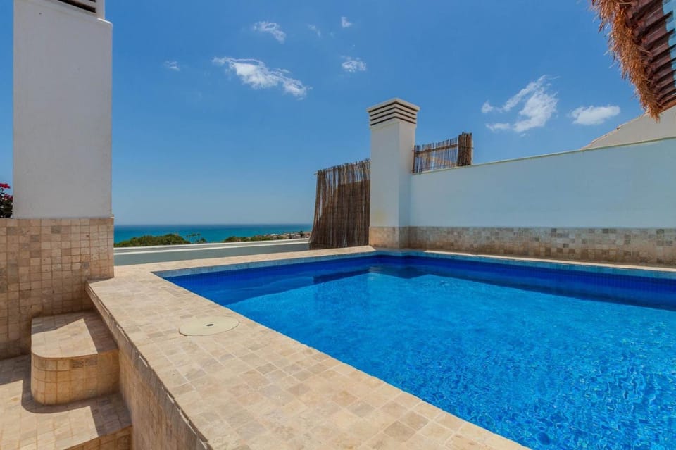 Penthouse Oasis with private pool Apartment in Torremolinos