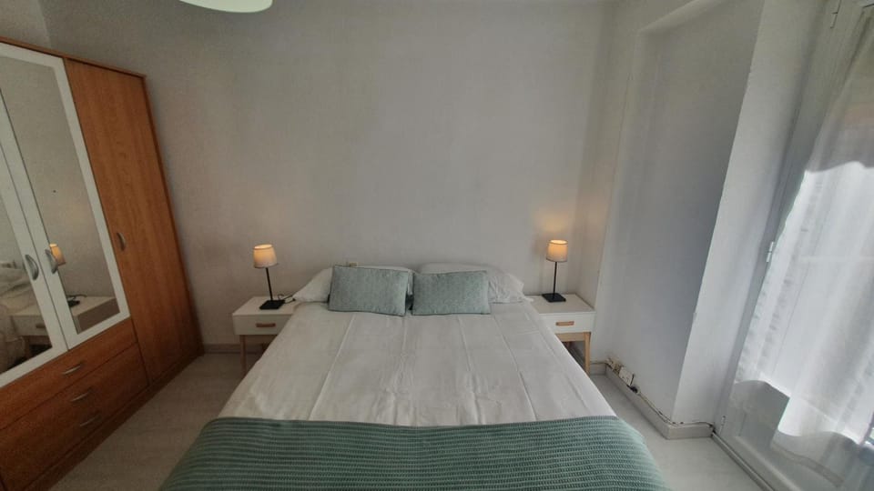 Bed, Photo of the whole room, Bedroom, towels, wardrobe