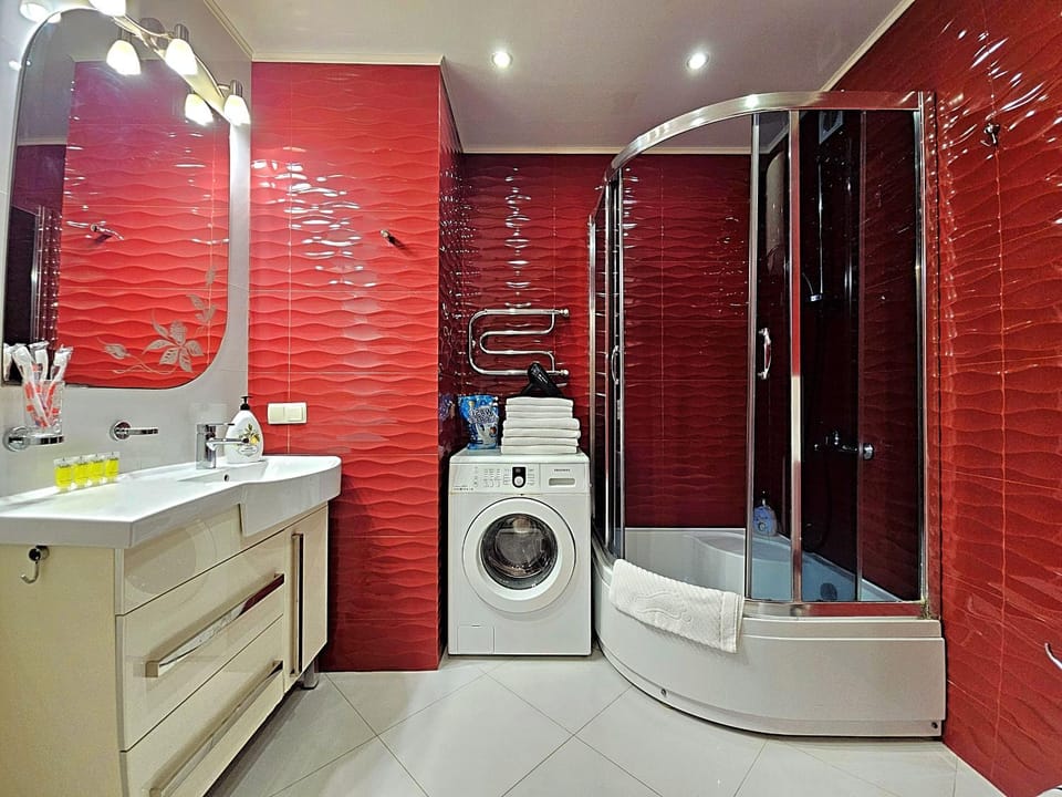 Shower, Bathroom, towels, washing machine, dryer