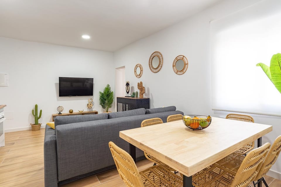 COZY & MODERN APARTMENT Apartment in Malaga