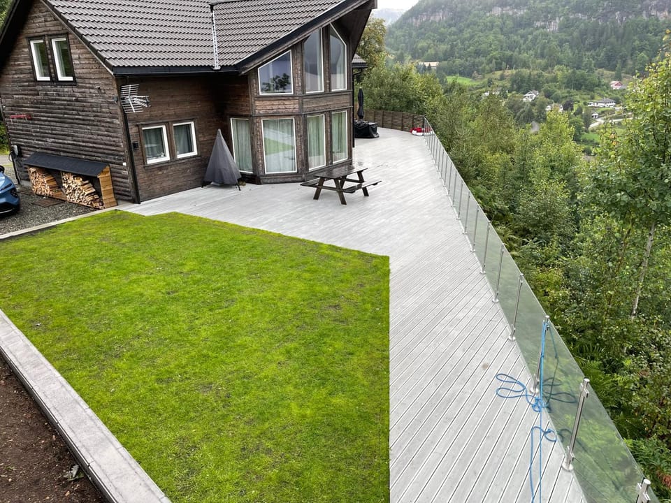 Property building, Balcony/Terrace
