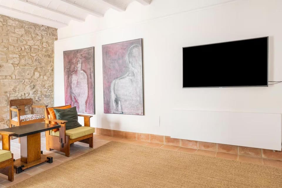 Romantic Stay in Grand Setting Apartment in Maresme