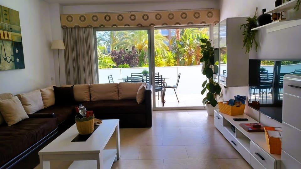 Balcony/Terrace, Living room