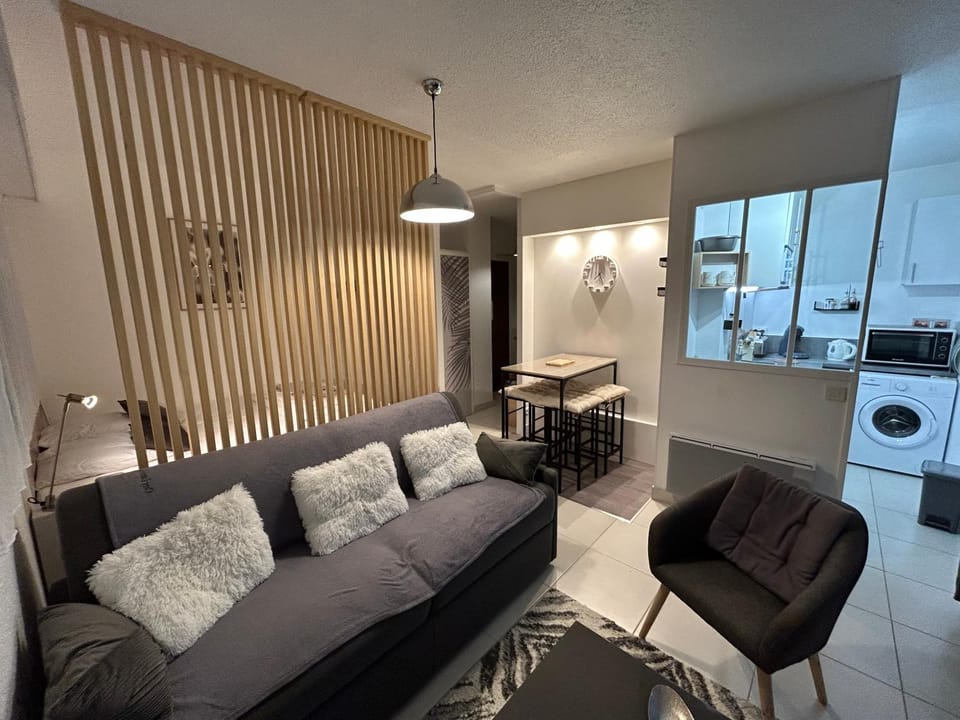 LA BAULE : STUDIO MER EN REZ DE JARDIN Apartment in La Baule-Escoublac