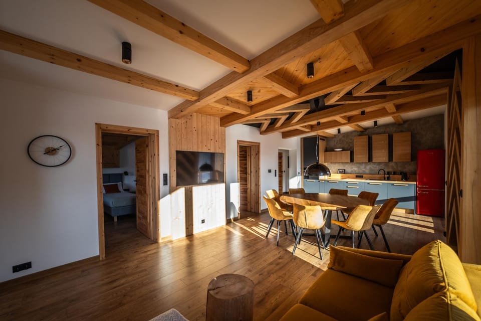 HARLEY FAMILY APARTAMENT - SKY Apartment in Lesser Poland Voivodeship