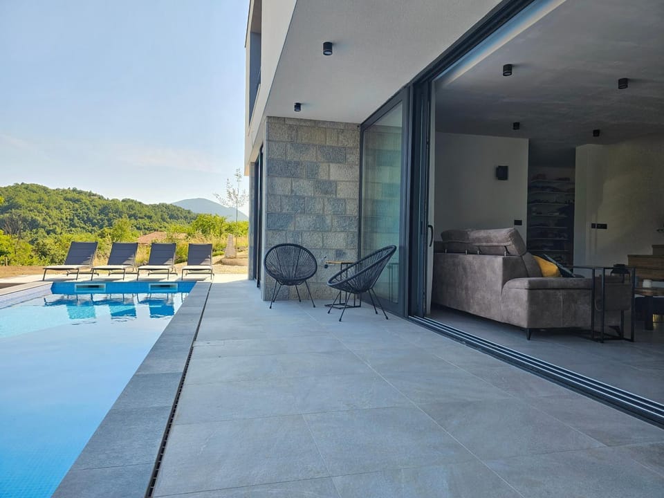 Patio, Balcony/Terrace, Balcony/Terrace, Pool view, Swimming pool
