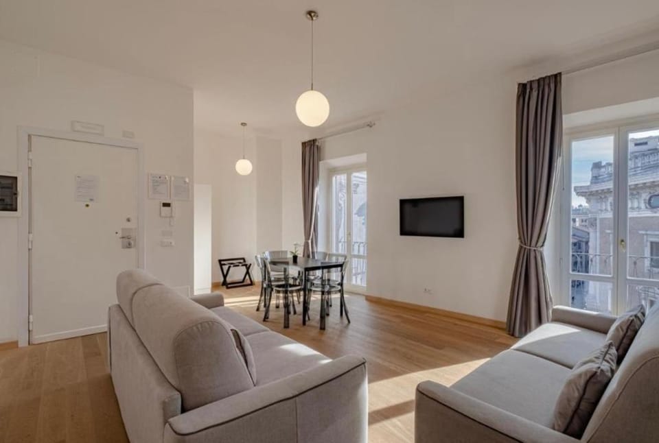 Communal lounge/ TV room, Solarium, Lounge or bar, Meeting/conference room