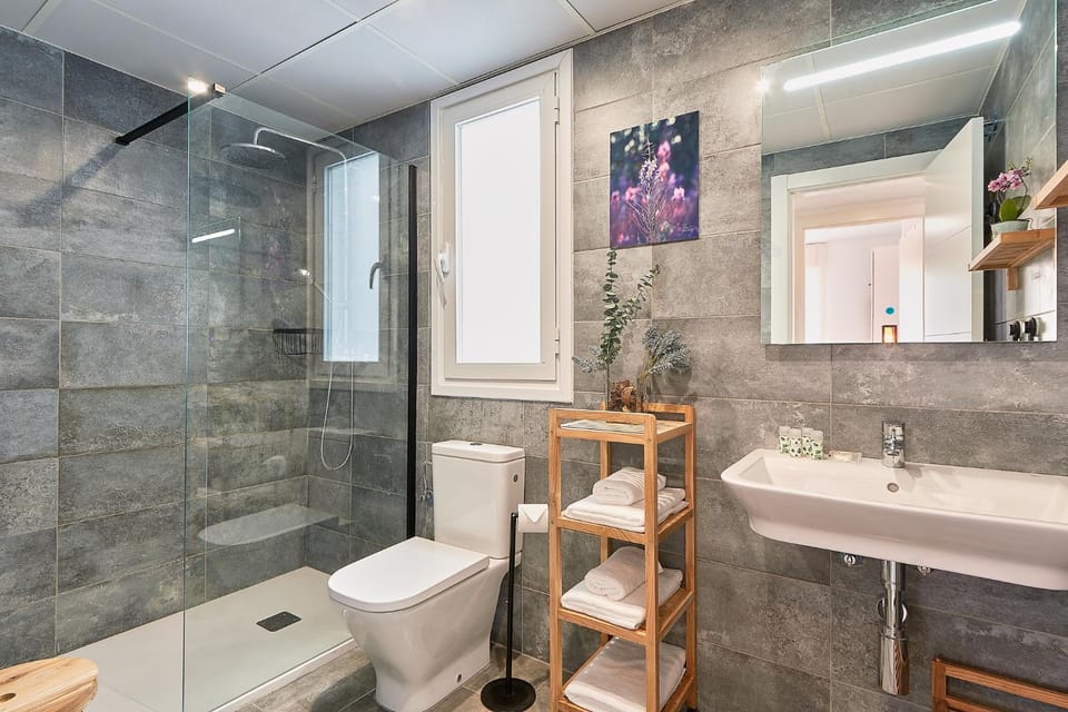 Shower, Bathroom