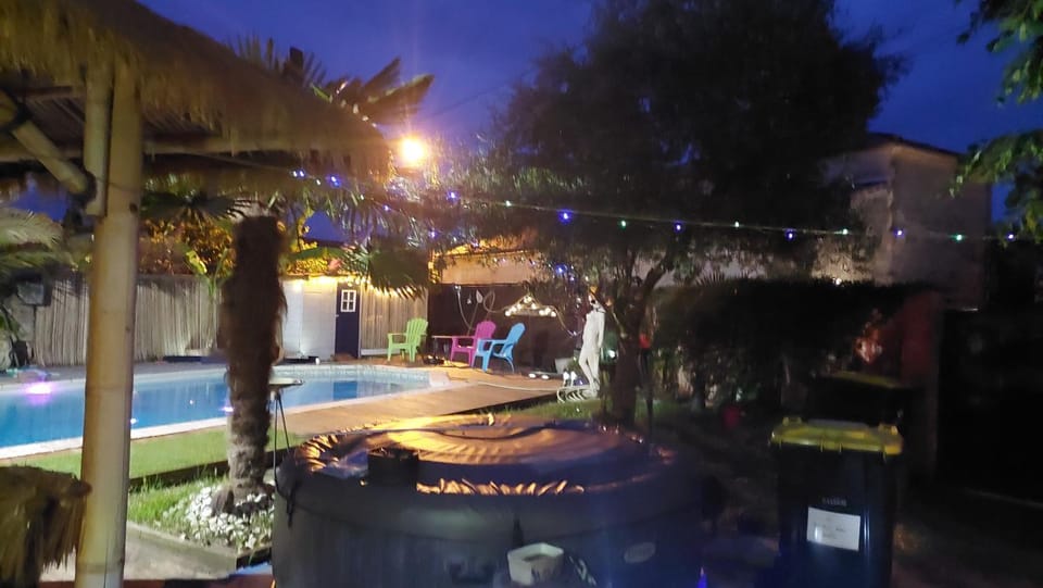 Swimming pool
