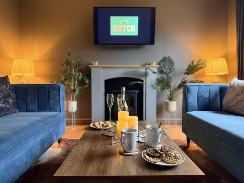 No50 - 2-bed Boutique Apartment - Hosted by Hutch Lifestyle Apartment in Royal Leamington Spa