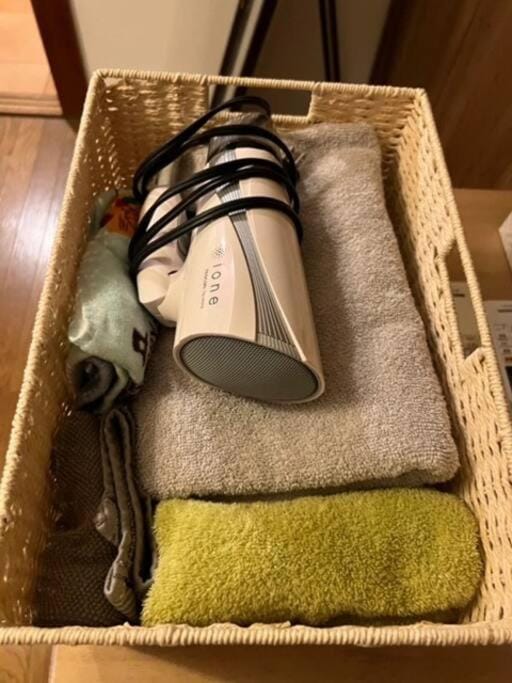 大阪心斎橋、道頓堀まで徒歩圏内の広々2部屋、グループに最適 Apartment in Osaka