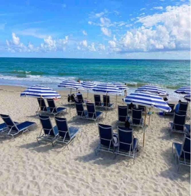 Estudio- Beach Walk Resort Apartment in Hallandale Beach