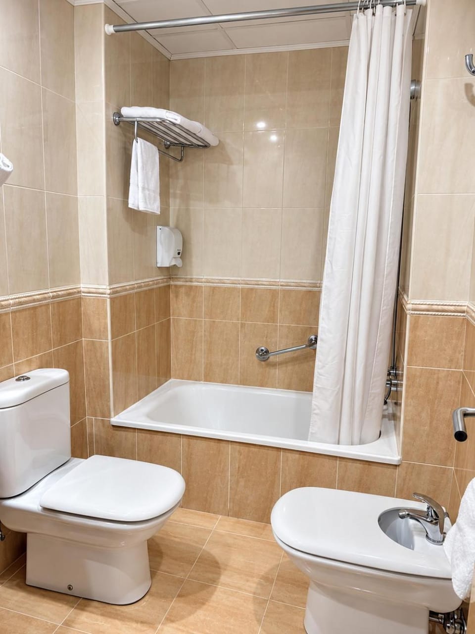 Hotel Plaza Inn Hotel in Figueres