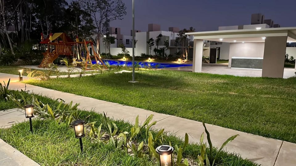 Garden view, Pool view