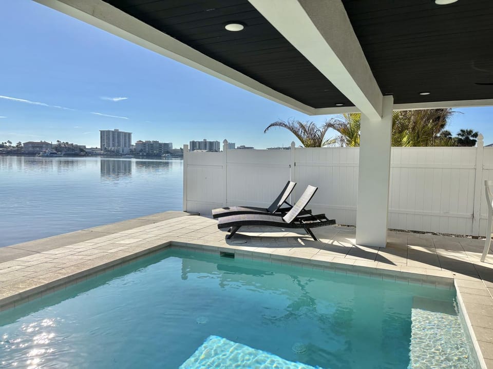 Bayside Grande Villa House in Clearwater Beach