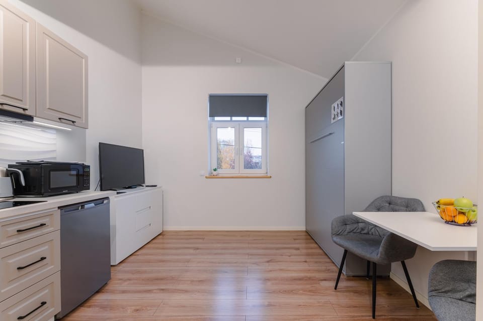 Kitchen or kitchenette, Living room, Seating area, toaster