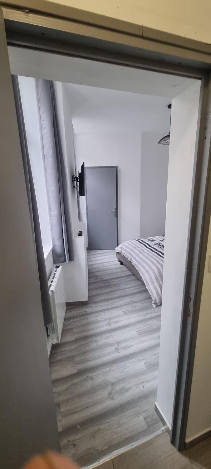 air cosy valenciennes gare activité illégales interdit Apartment in Valenciennes