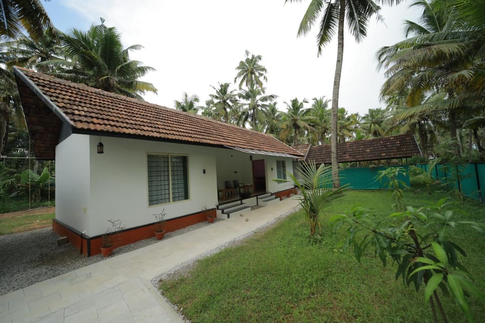 Property building, Natural landscape, Garden, Garden view