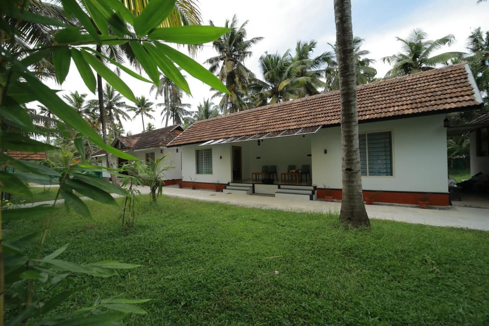 Property building, Restaurant/places to eat