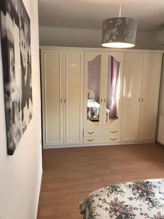 Bed, Bedroom, wardrobe