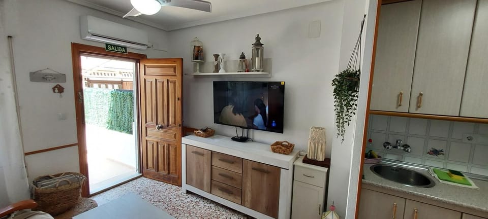 TV and multimedia, Decorative detail