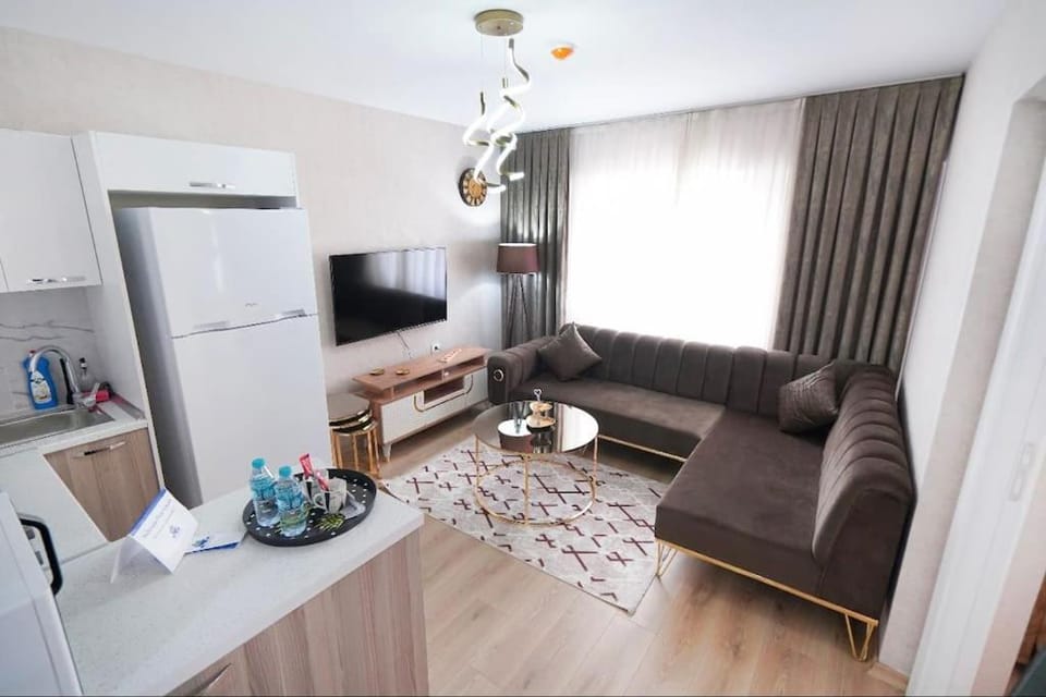 TV and multimedia, Coffee/tea facilities, Kitchen or kitchenette, Living room, Dining area, Evening entertainment, oven